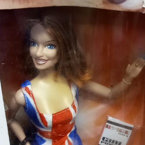 Spice Girls Doll Geri - Picture 4 of 7